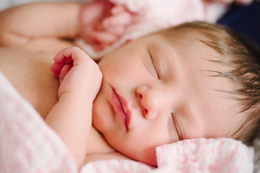 Twin Cities Newborn Lifestyle photography baby portrait