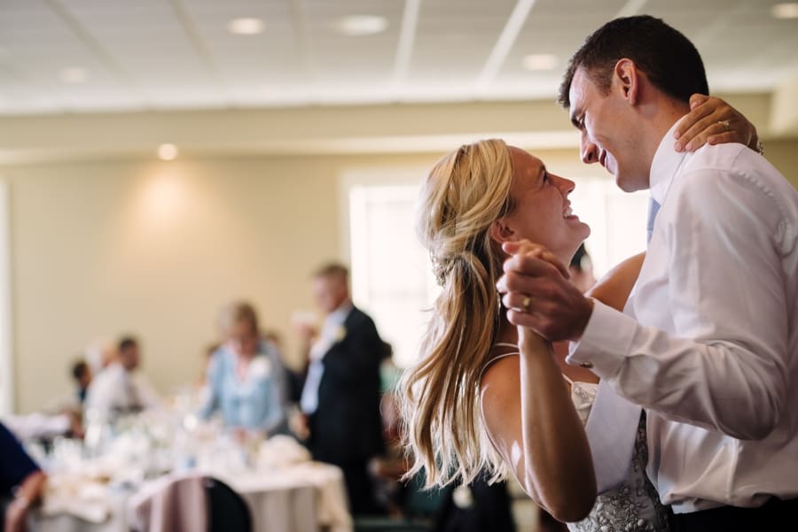 bride and groom first dance photos