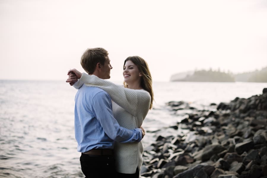 engaged couple north shore minnesota session