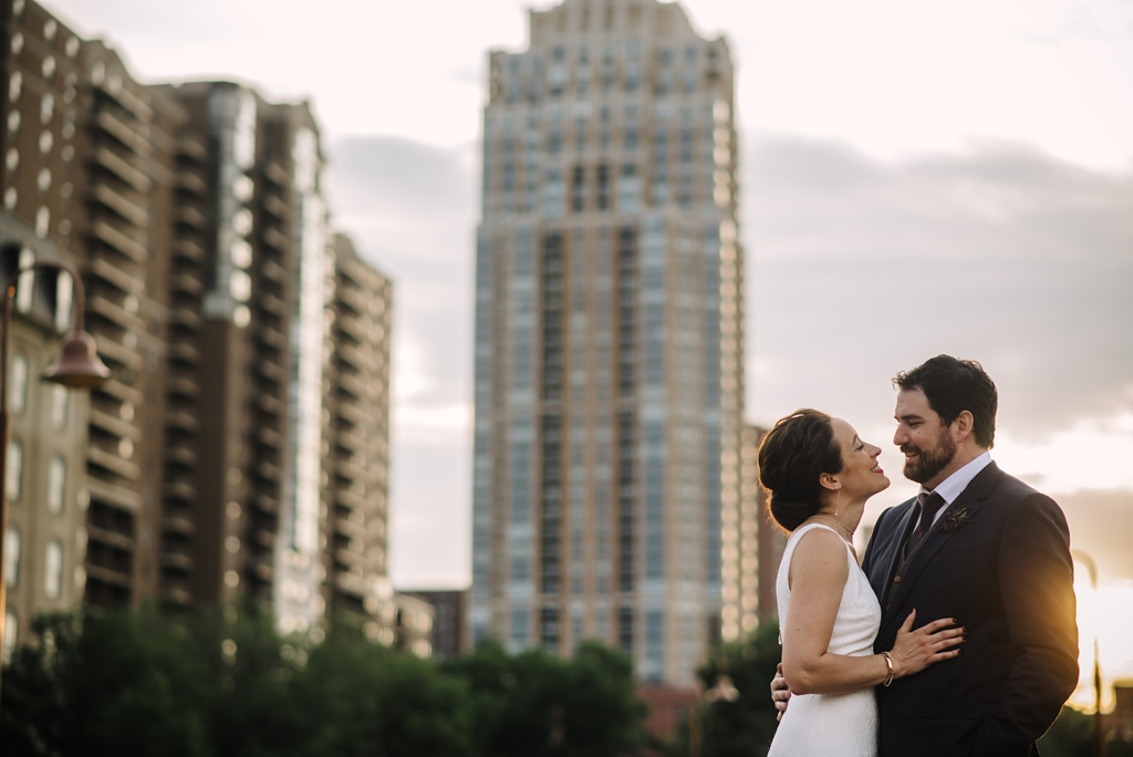 sunset bride and groom portraits downtown minneapolis