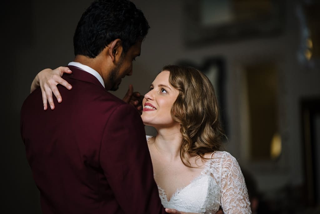 minneapolis bride and groom first dance