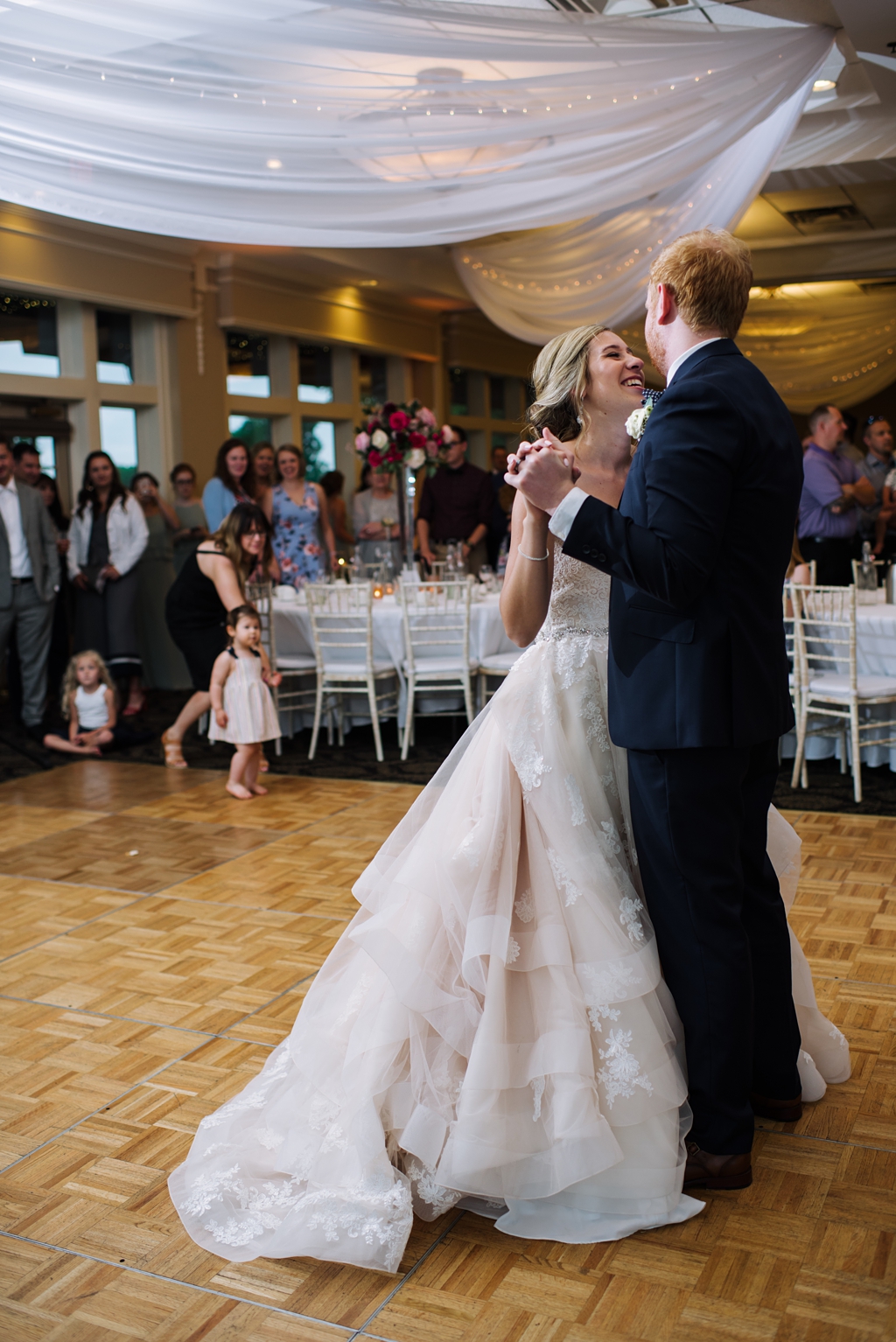 bride and groom first dance minneapolis golf club