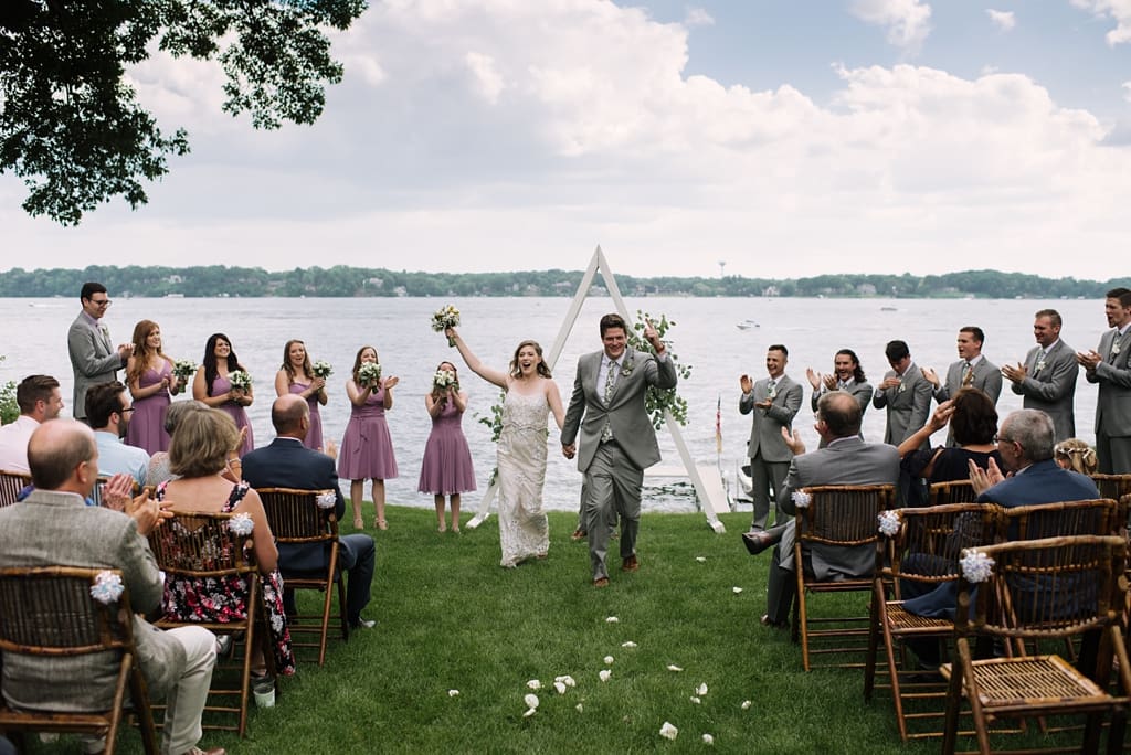 lake minnetonka backyard wedding wayzata minnesota