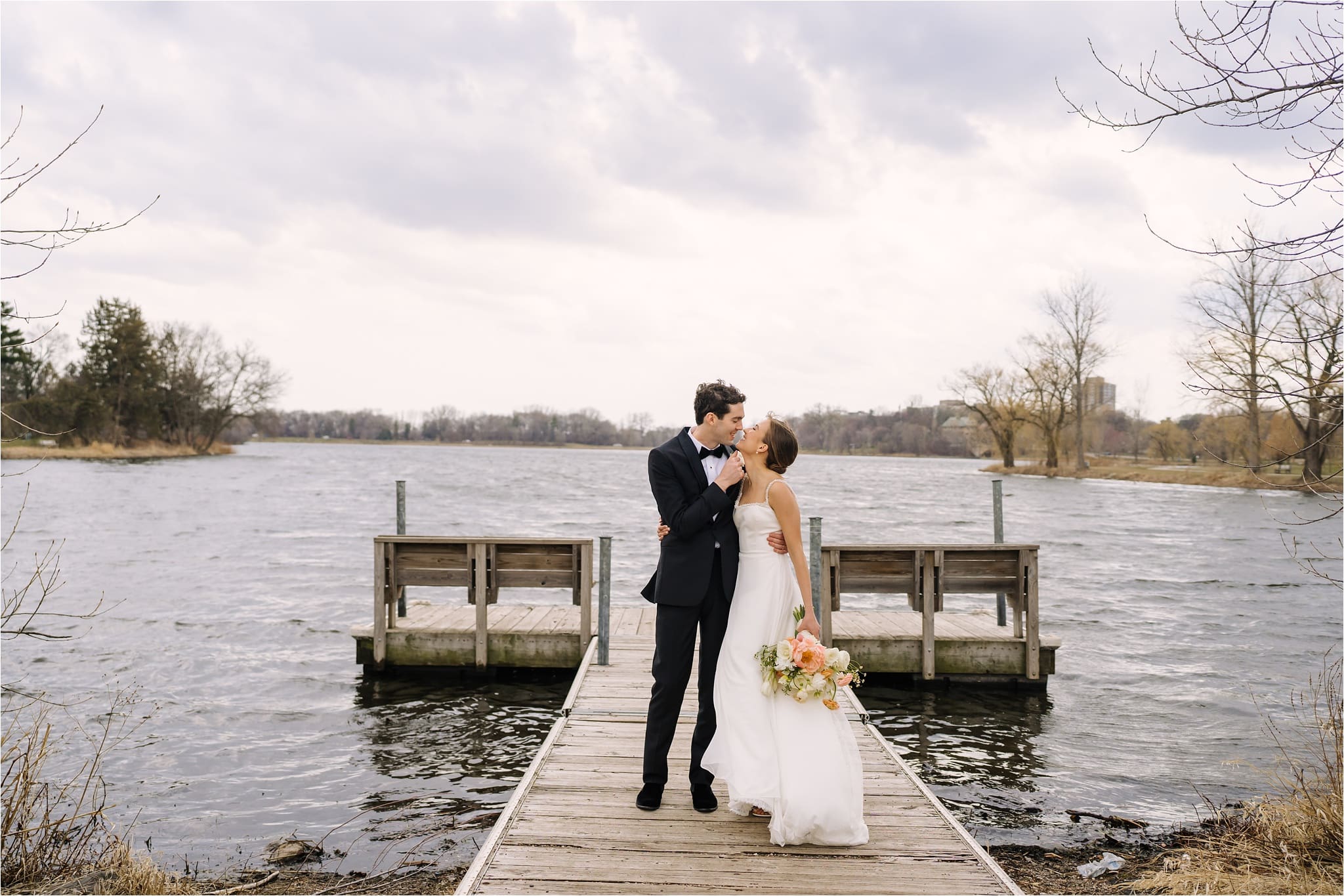 Lake Photos at Minikahda Club Wedding